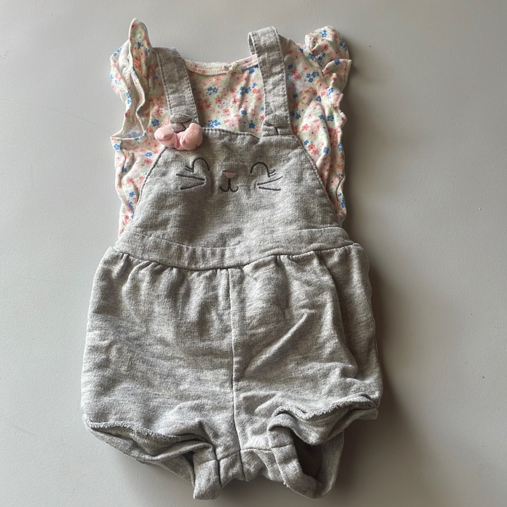 Carter’s size 3 months kitty jumper with flower shirt